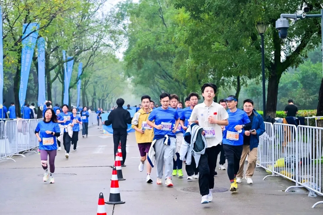 640.jpg 图片