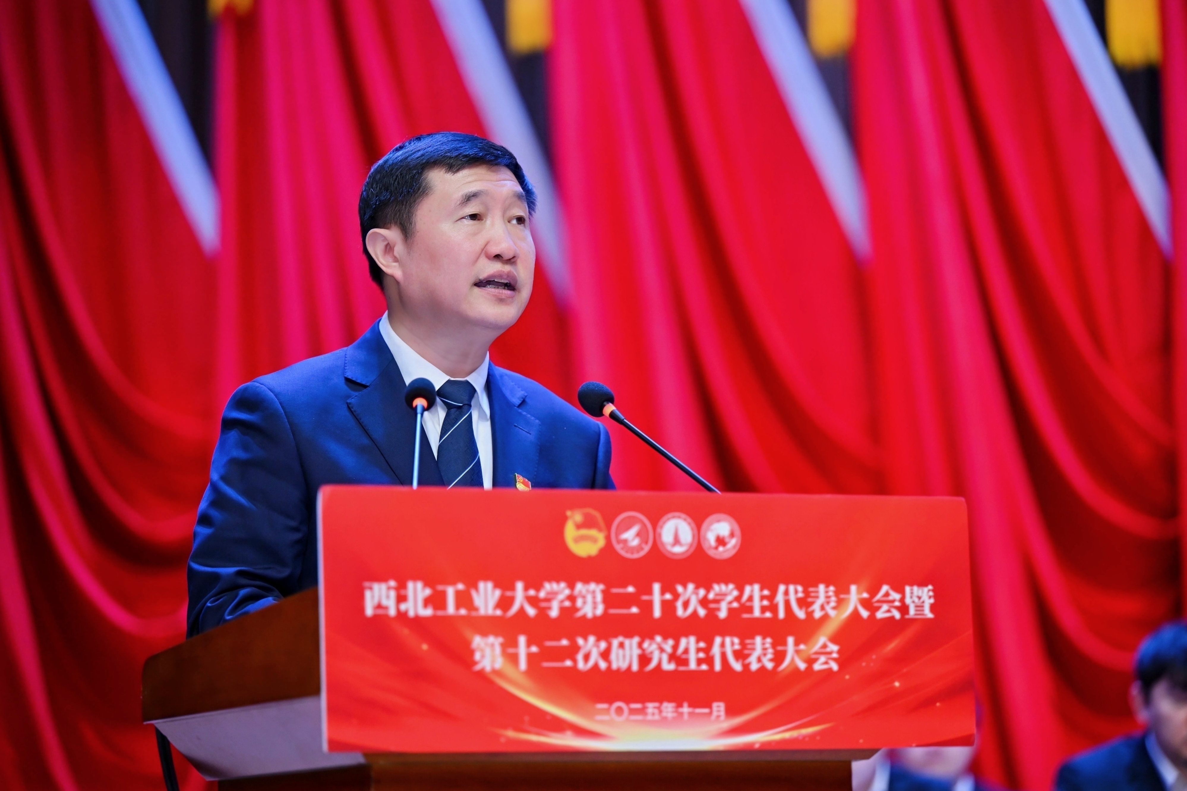 詹校长讲话.jpg