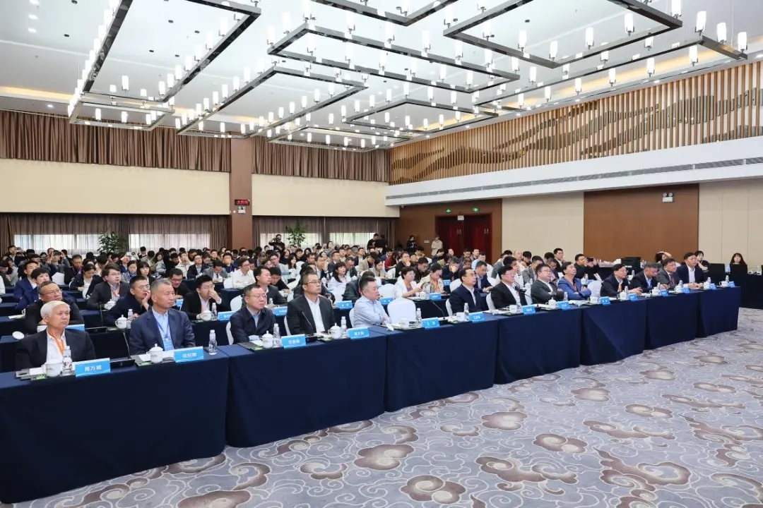 640.jpg 图片
