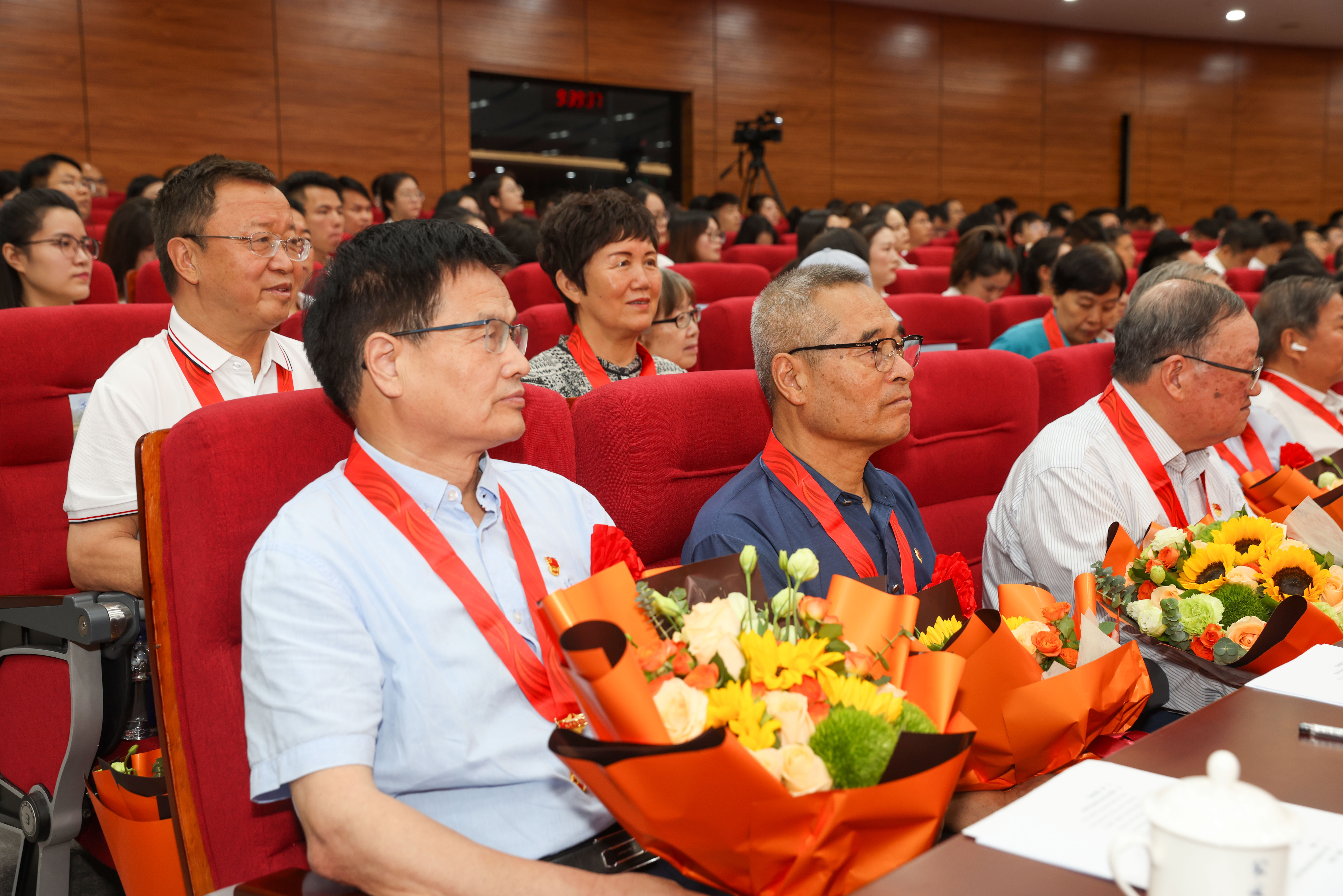 20240701意甲联赛官方中文网站“七一”表彰大会光荣在党50年6——司哲摄.jpg